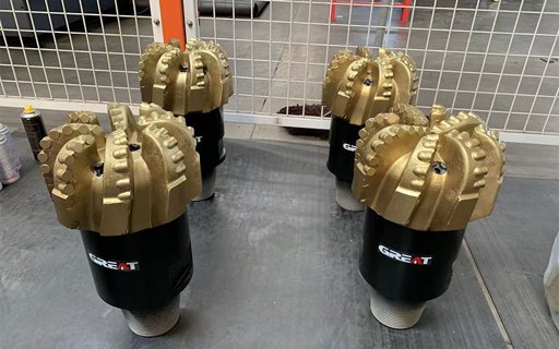 PDC drill bit cutters